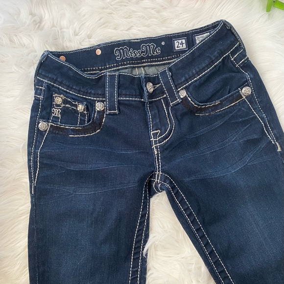 Miss Me Angel Wing Jeggings - Picture 3 of 10